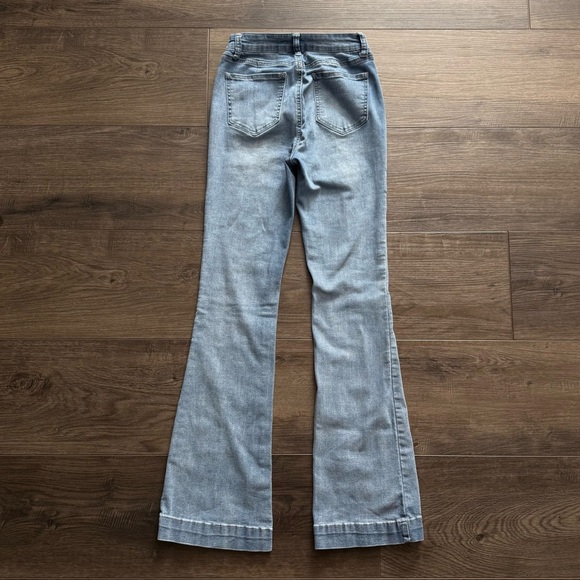 SHEIN flared leggings - Picture 2 of 4